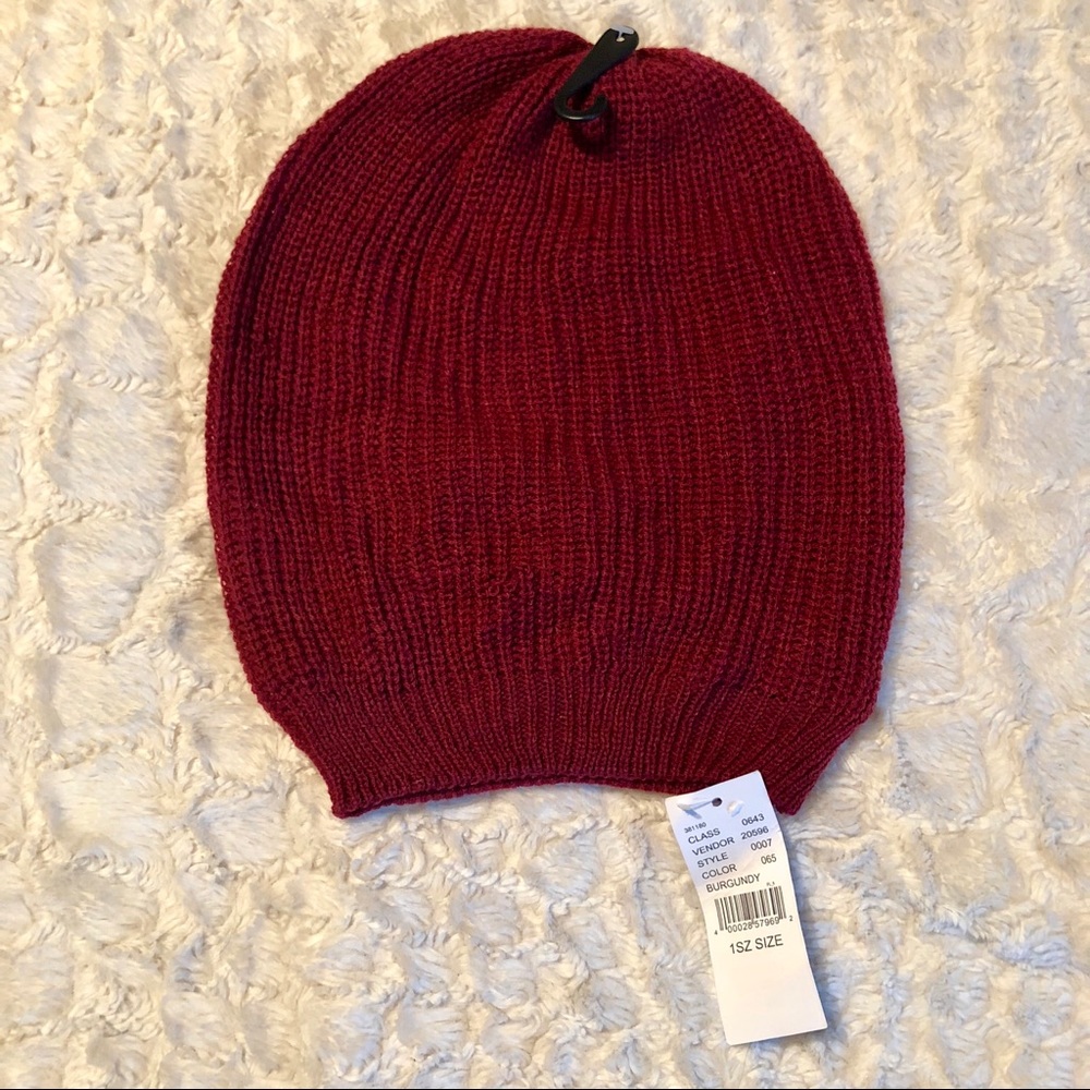 🐱Bundle Me!🐱NWT PacSun Knit Beanie